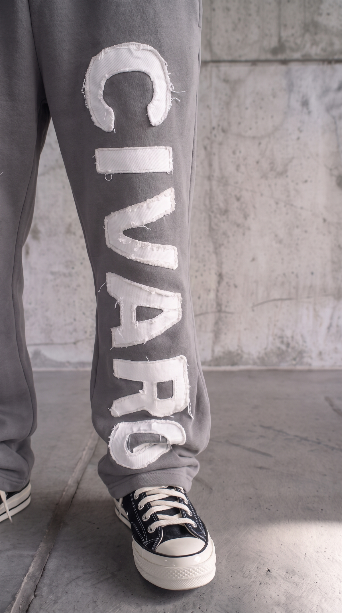 Appliqué Grey Sweatpants